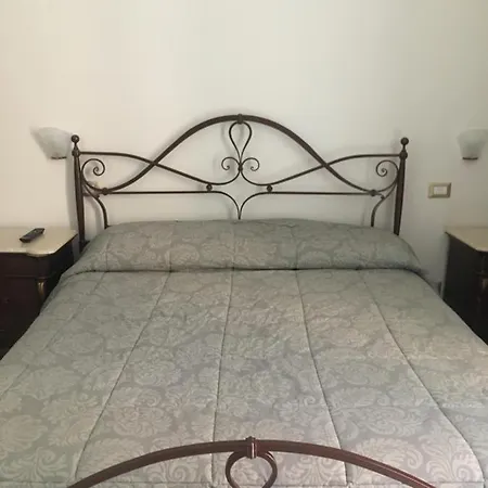 Bed and Breakfast Ciro A Maschio Angioino Nápoles Exterior foto