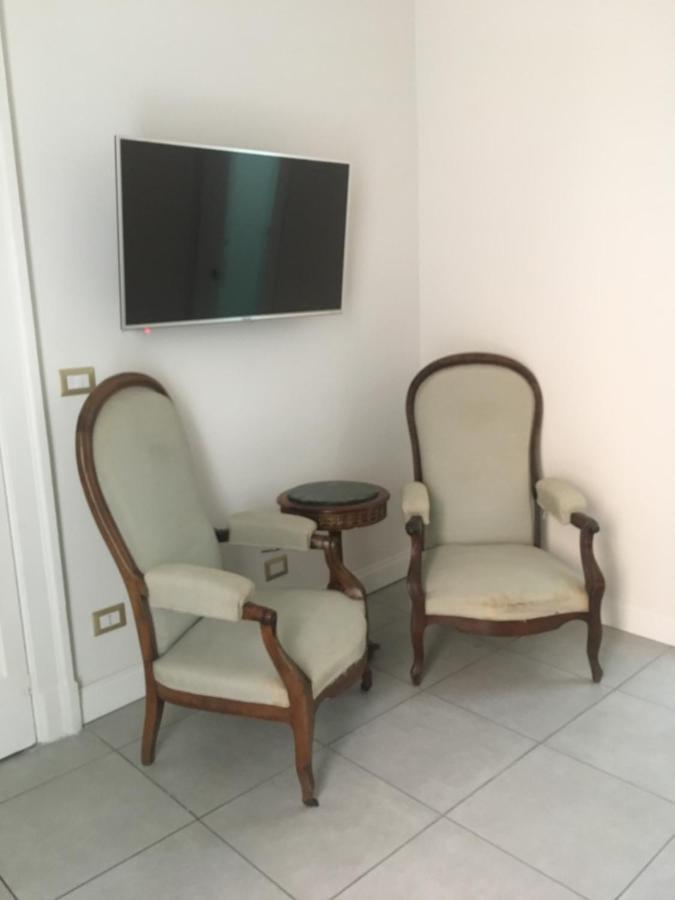 Ciro A Maschio Angioino * Naples